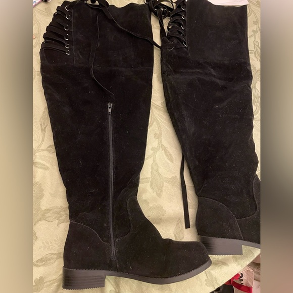 New Ramona High Over-The-Knee Lace Up Faux Suede Flat Boot in Black 8 Extra Wide - Picture 2 of 16